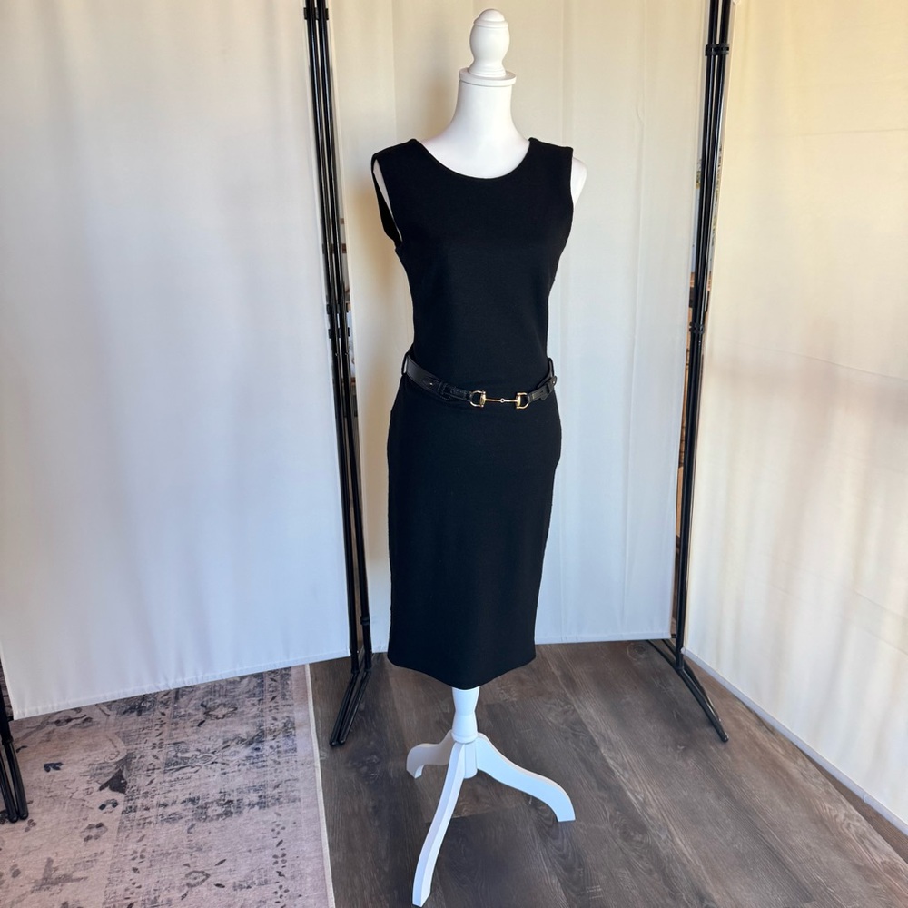 Elegant Gucci black sheath dress with Gucci belt